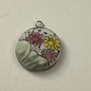 Vintage Necklace Charm Floral Rocks C14